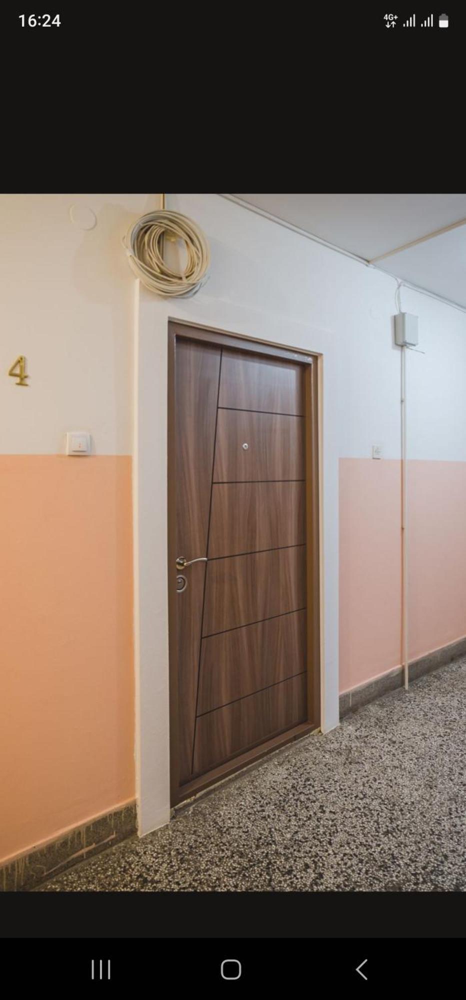 Renta Stan Apartman Odmor 포드고리차 외부 사진